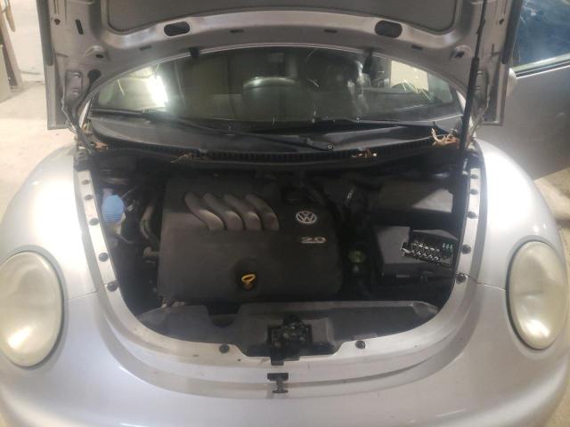 Photo 11 from auction – 2001 VOLKSWAGEN NEW BEETLE with VIN 3VWBB21C71M462963