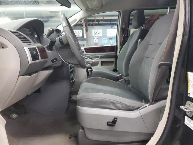 Photo 7 from auction – 2010 CHRYSLER TOWN & COU with VIN 2A4RR5D10AR352493