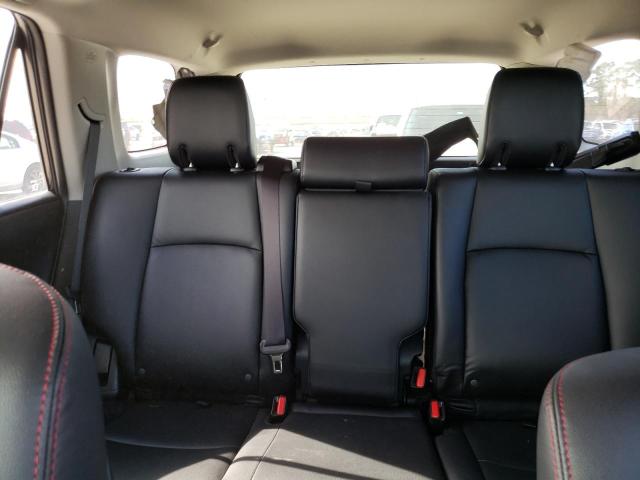 Photo 10 from auction – 2018 TOYOTA 4RUNNER SR with VIN JTEBU5JR0J5517595
