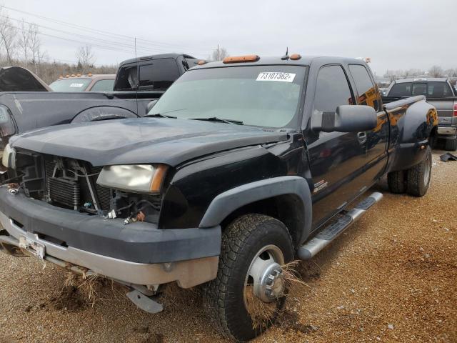 CHEVROLET SILVERADO 2004 with VIN 1GCJC39254E351982 - Photo from auction