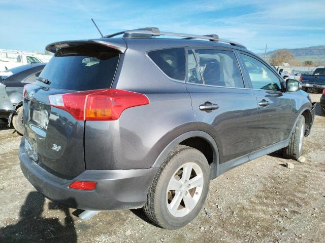 Photo 3 from auction – 2014 TOYOTA RAV4 XLE with VIN JTMRFREV9EJ003642