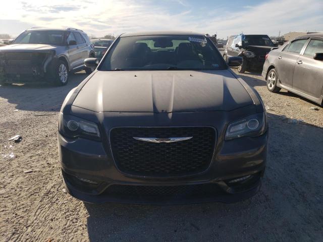 Photo 5 from auction – 2018 CHRYSLER 300 S with VIN 2C3CCABG9JH243697