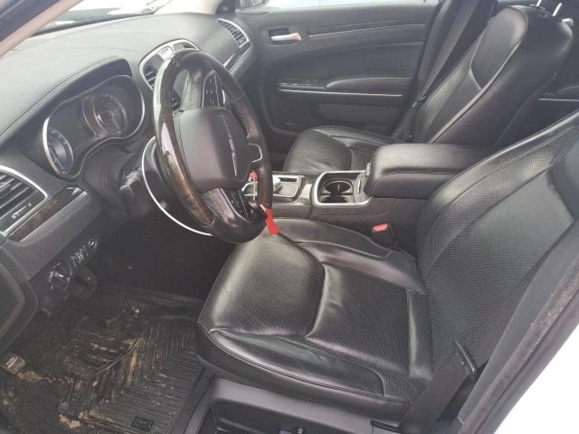 Photo 7 from auction – 2019 CHRYSLER 300 LIMITE with VIN 2C3CCAKG1KH690963