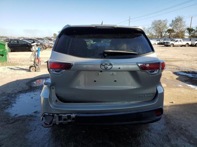 Photo 6 from auction – 2015 TOYOTA HIGHLANDER with VIN 5TDJKRFH0FS073262