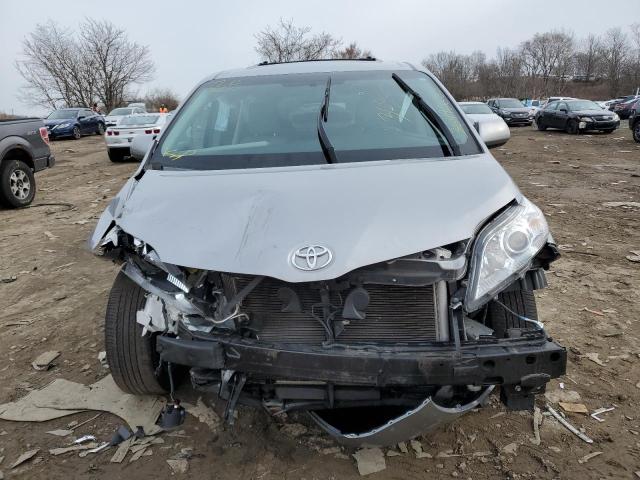 Photo 5 from auction – 2015 TOYOTA SIENNA XLE with VIN 5TDDK3DC0FS119304