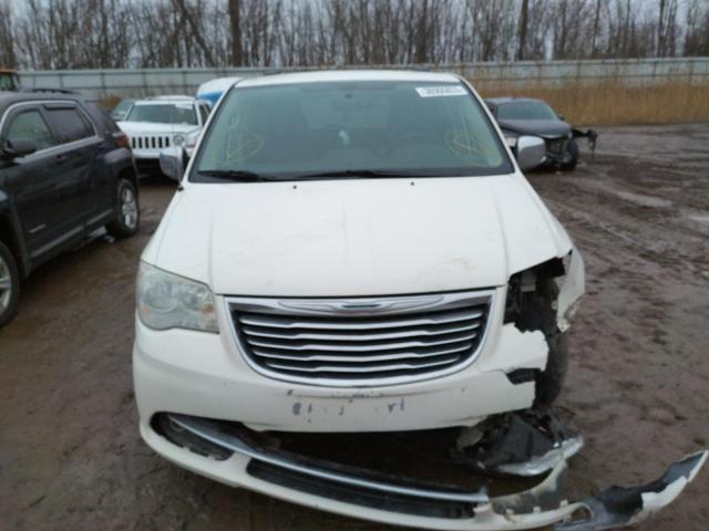 Photo 5 from auction – 2011 CHRYSLER TOWN & COU with VIN 2A4RR8DG3BR745251