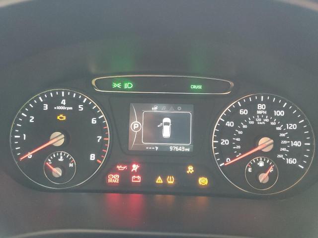 Photo 9 from auction – 2016 KIA SORENTO LX with VIN 5XYPG4A35GG186701