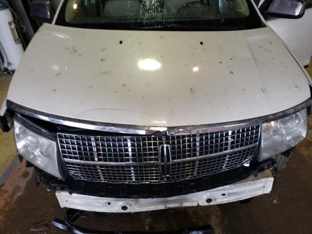 Photo 11 from auction – 2008 LINCOLN MKX with VIN 2LMDU88C08BJ02640