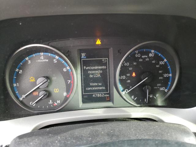 Photo 9 from auction – 2018 TOYOTA RAV4 LE with VIN 2T3ZFREV8JW423131