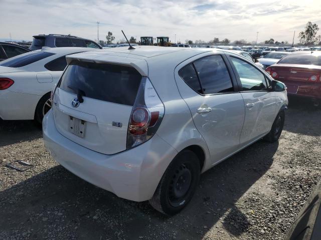 Photo 3 from auction – 2013 TOYOTA PRIUS C with VIN JTDKDTB37D1547515