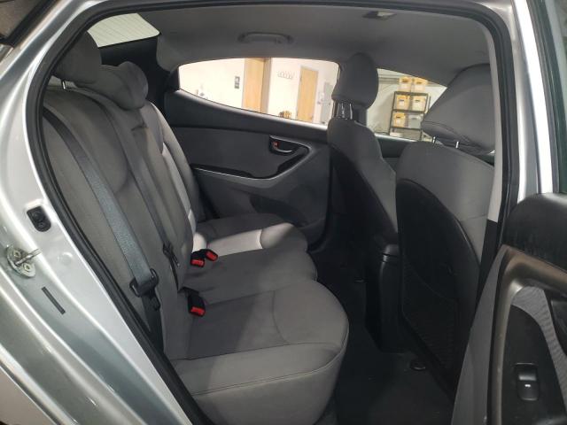 Photo 10 from auction – 2012 HYUNDAI ELANTRA GL with VIN 5NPDH4AE9CH125436