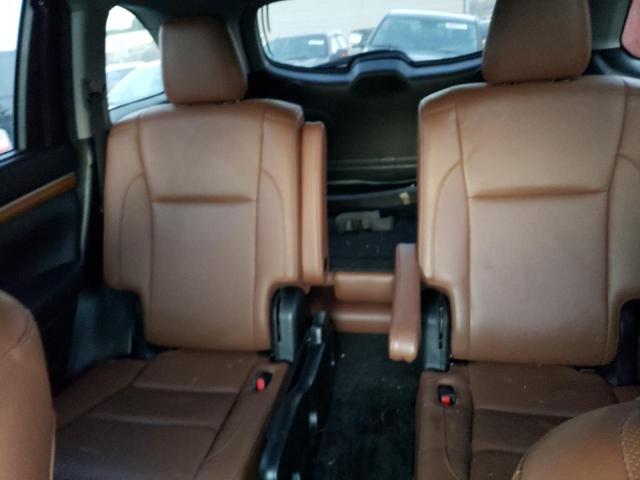Фото 10 с аукциона – 2018 TOYOTA HIGHLANDER с VIN 5TDYZRFH9JS270160