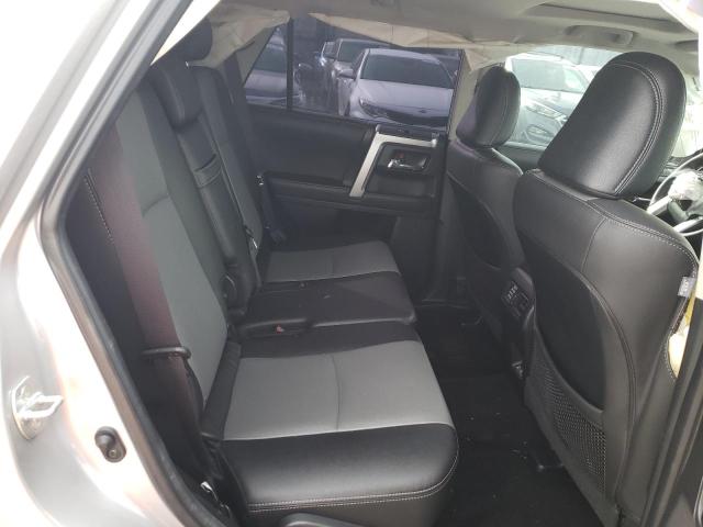Photo 11 from auction – 2020 TOYOTA 4RUNNER SR with VIN JTEZU5JR5L5219321