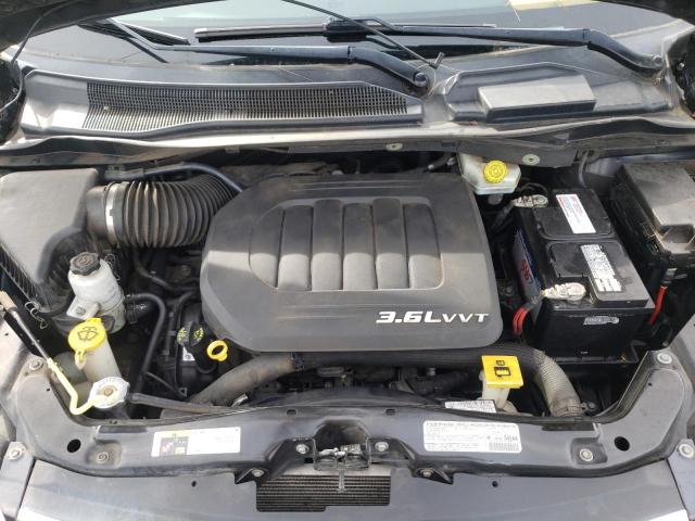 Photo 12 from auction – 2013 CHRYSLER TOWN & COU with VIN 2C4RC1BG5DR721537