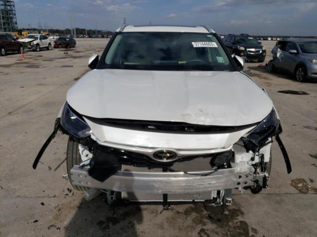 Photo 5 from auction – 2022 TOYOTA HIGHLANDER with VIN 5TDGZRAH7NS114675