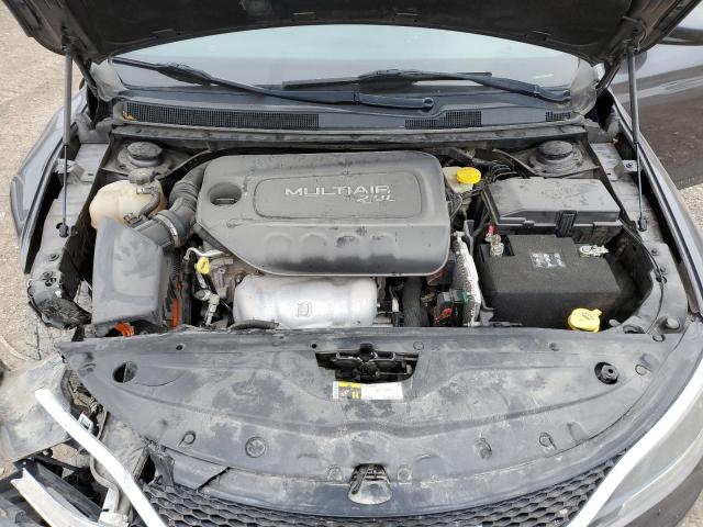 Photo 11 from auction – 2016 CHRYSLER 200 LIMITE with VIN 1C3CCCAB8GN140241