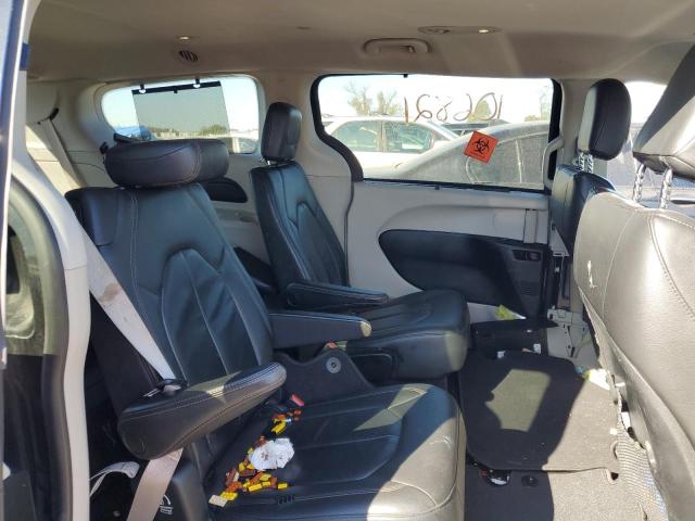 Photo 11 from auction – 2017 CHRYSLER PACIFICA T with VIN 2C4RC1BG5HR703092