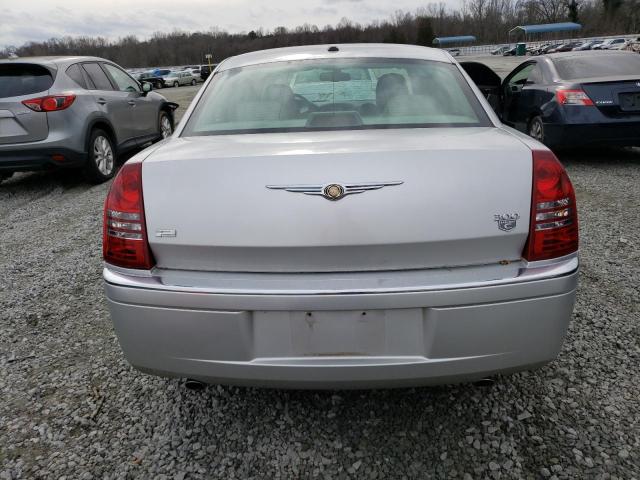 Photo 6 from auction – 2006 CHRYSLER 300C with VIN 2C3KA63H36H509826