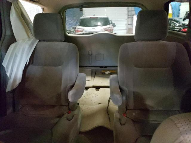 Photo 10 from auction – 2010 TOYOTA SIENNA CE with VIN 5TDKK4CC5AS324575