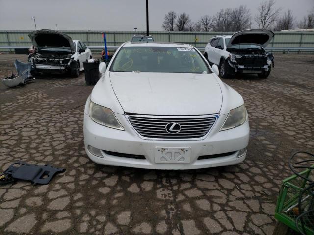 Photo 5 from auction – 2009 LEXUS LS 460 with VIN JTHCL46F095004426