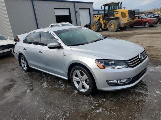 Photo 4 from auction – 2015 VOLKSWAGEN PASSAT S with VIN 1VWAT7A37FC097277