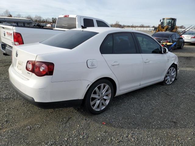Photo 3 from auction – 2010 VOLKSWAGEN JETTA WOLF with VIN 3VWRA7AJ7AM025994