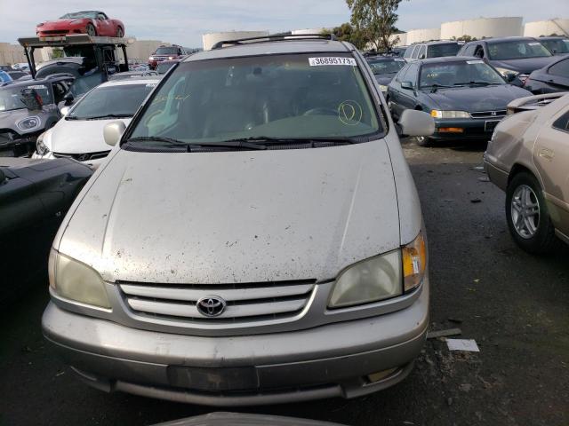 Photo 5 from auction – 2001 TOYOTA SIENNA LE with VIN 4T3ZF13C81U406946