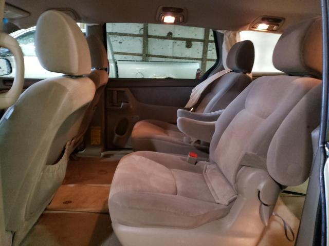 Photo 11 from auction – 2010 TOYOTA SIENNA CE with VIN 5TDKK4CC5AS324575