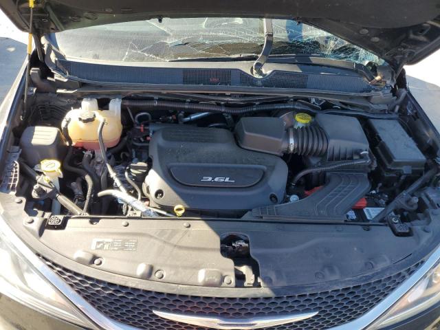 Photo 12 from auction – 2017 CHRYSLER PACIFICA T with VIN 2C4RC1BG5HR703092