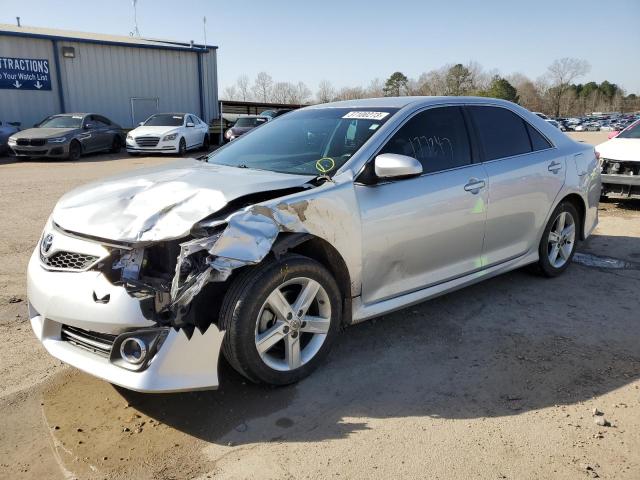 TOYOTA CAMRY L/SE 2014 with VIN 4T1BF1FK8EU405377 - Photo from auction