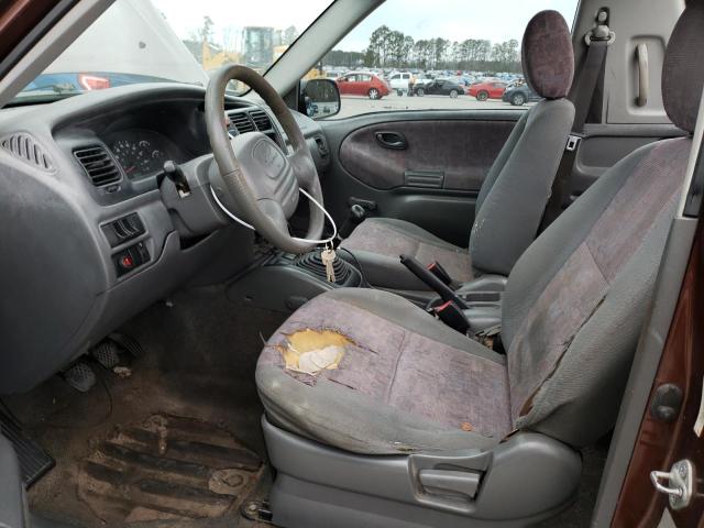 Photo 7 from auction – 2000 CHEVROLET TRACKER with VIN 2CNBE1867Y6927326