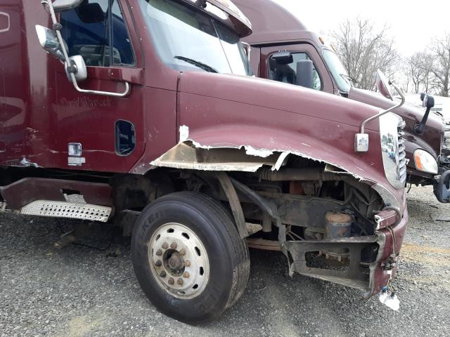 Photo 9 from auction – 2005 FREIGHTLINER CONVENTION with VIN 1FUJA6CK65LM74244