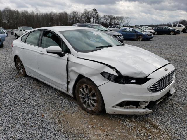 Photo 4 from auction – 2017 FORD FUSION S with VIN 3FA6P0G71HR279520