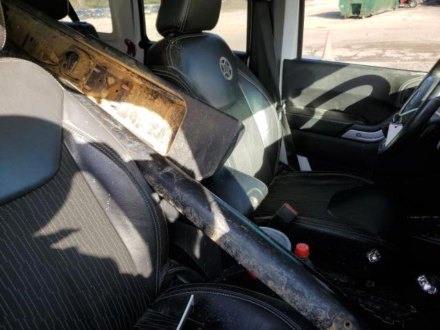 Photo 12 from auction – 2015 JEEP WRANGLER U with VIN 1C4BJWDGXFL602704