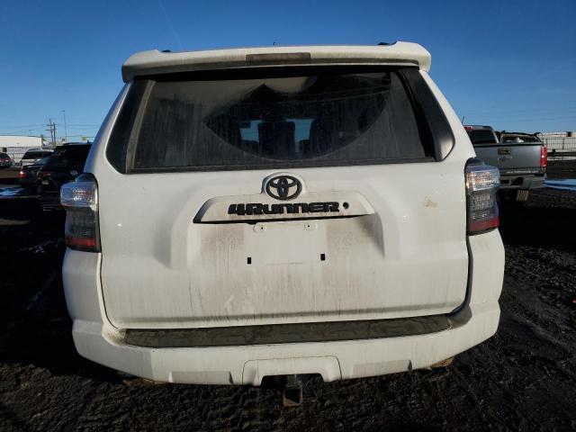 Photo 6 from auction – 2018 TOYOTA 4RUNNER SR with VIN JTEBU5JR4J5587813