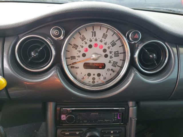 Photo 9 from auction – 2006 MINI COOPER with VIN WMWRC33516TK70382