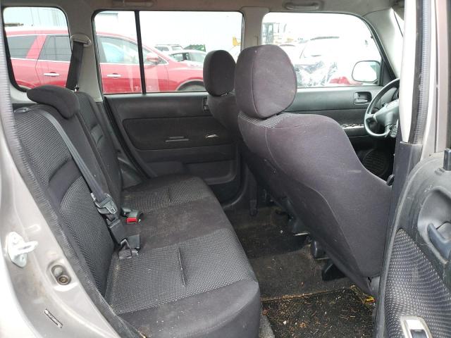 Photo 10 from auction – 2005 TOYOTA SCION XB with VIN JTLKT334850182011