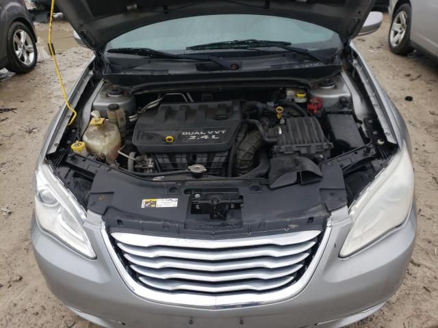 صورة رقم 11 من المزاد - 2014 CHRYSLER 200 LX مع VIN 1C3CCBAB1EN194908