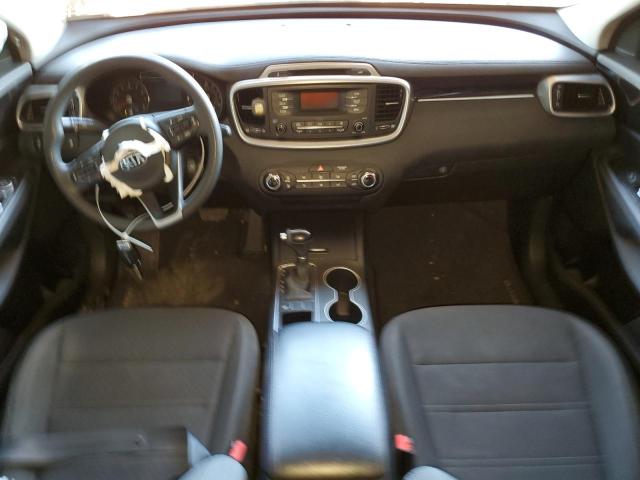 Photo 8 from auction – 2016 KIA SORENTO LX with VIN 5XYPG4A35GG186701