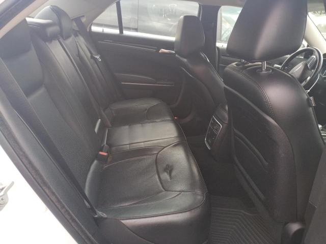 Photo 10 from auction – 2019 CHRYSLER 300 LIMITE with VIN 2C3CCAKG1KH690963