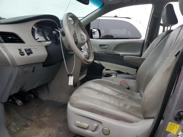 Photo 7 from auction – 2012 TOYOTA SIENNA XLE with VIN 5TDYK3DC0CS245952