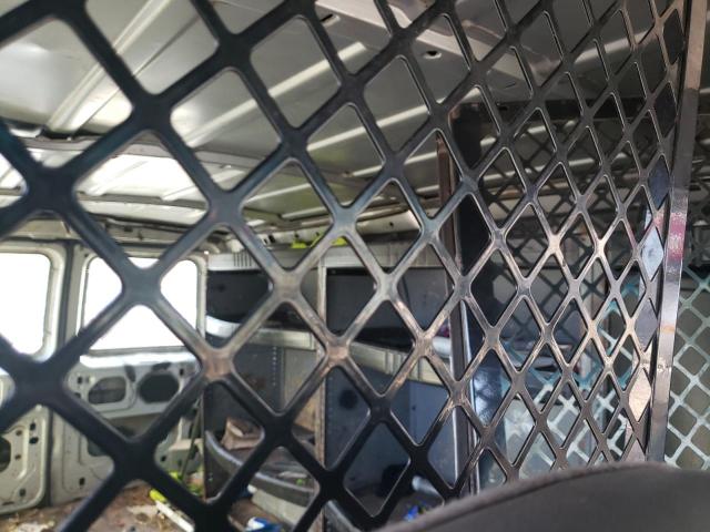 Photo 11 from auction – 2000 FORD ECONOLINE with VIN 1FTRE1424YHA22283