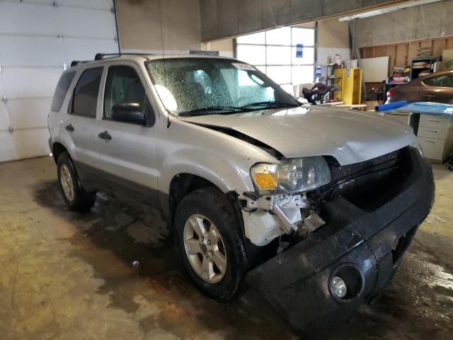 Photo 4 from auction – 2007 FORD ESCAPE XLT with VIN 1FMYU93197KA05899