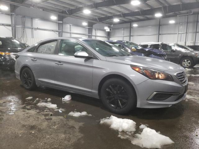 Photo 4 from auction – 2016 HYUNDAI SONATA SE with VIN 5NPE24AF1GH283032