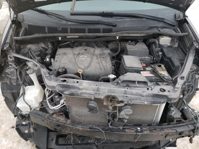 Photo 12 from auction – 2017 TOYOTA SIENNA XLE with VIN 5TDDZ3DC1HS148549