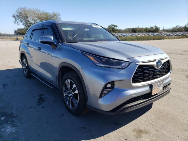 Photo 4 from auction – 2021 TOYOTA HIGHLANDER with VIN 5TDGARAH8MS009830