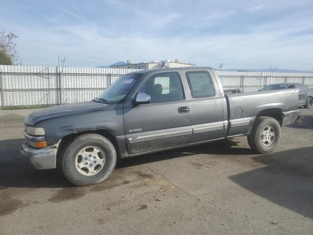 CHEVROLET silverado 2000 with VIN 1GCEC19TXYZ250367 - Photo from auction