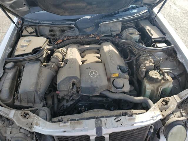 Photo 11 from auction – 2001 MERCEDES-BENZ E 320 with VIN WDBJF65J71B206525