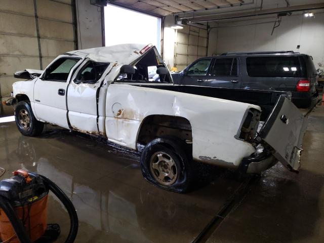 Photo 2 from auction – 2002 CHEVROLET SILVERADO with VIN 2GCEK19T121141556