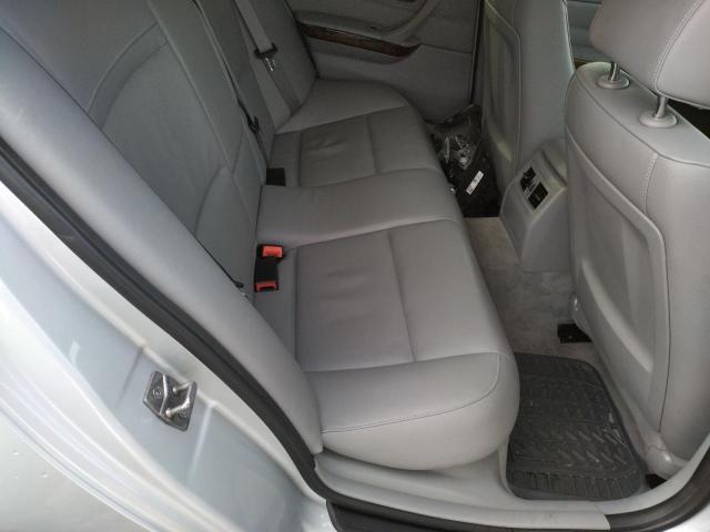 Photo 10 from auction – 2011 BMW 328 I with VIN WBAPH7G59BNN03577